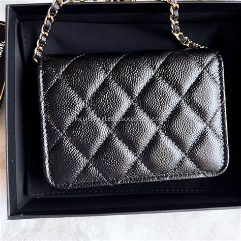 chanel 21b clutch with chain|Chanel classic clutch with chain.